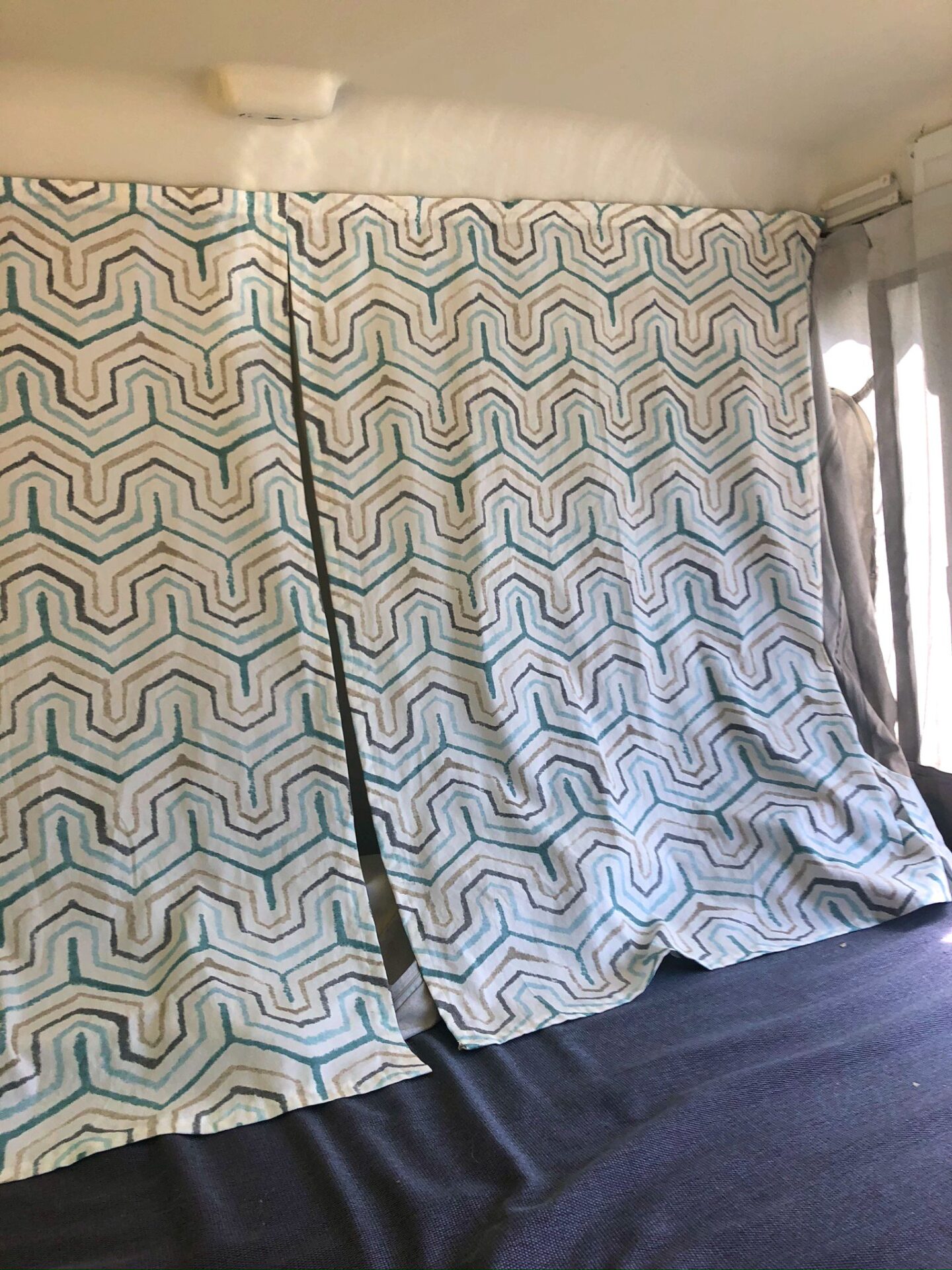 Pop Up Camper Curtain Tutorial (8)