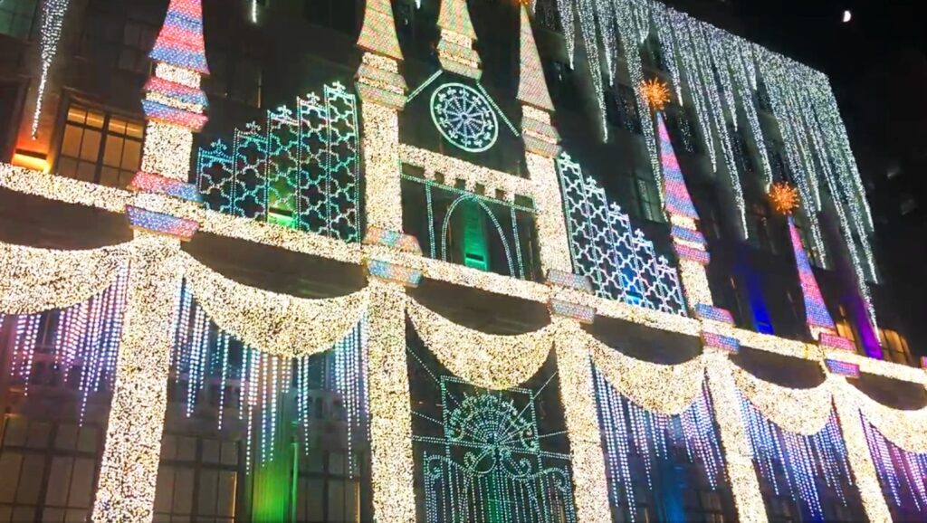 Christmas lights show NYC