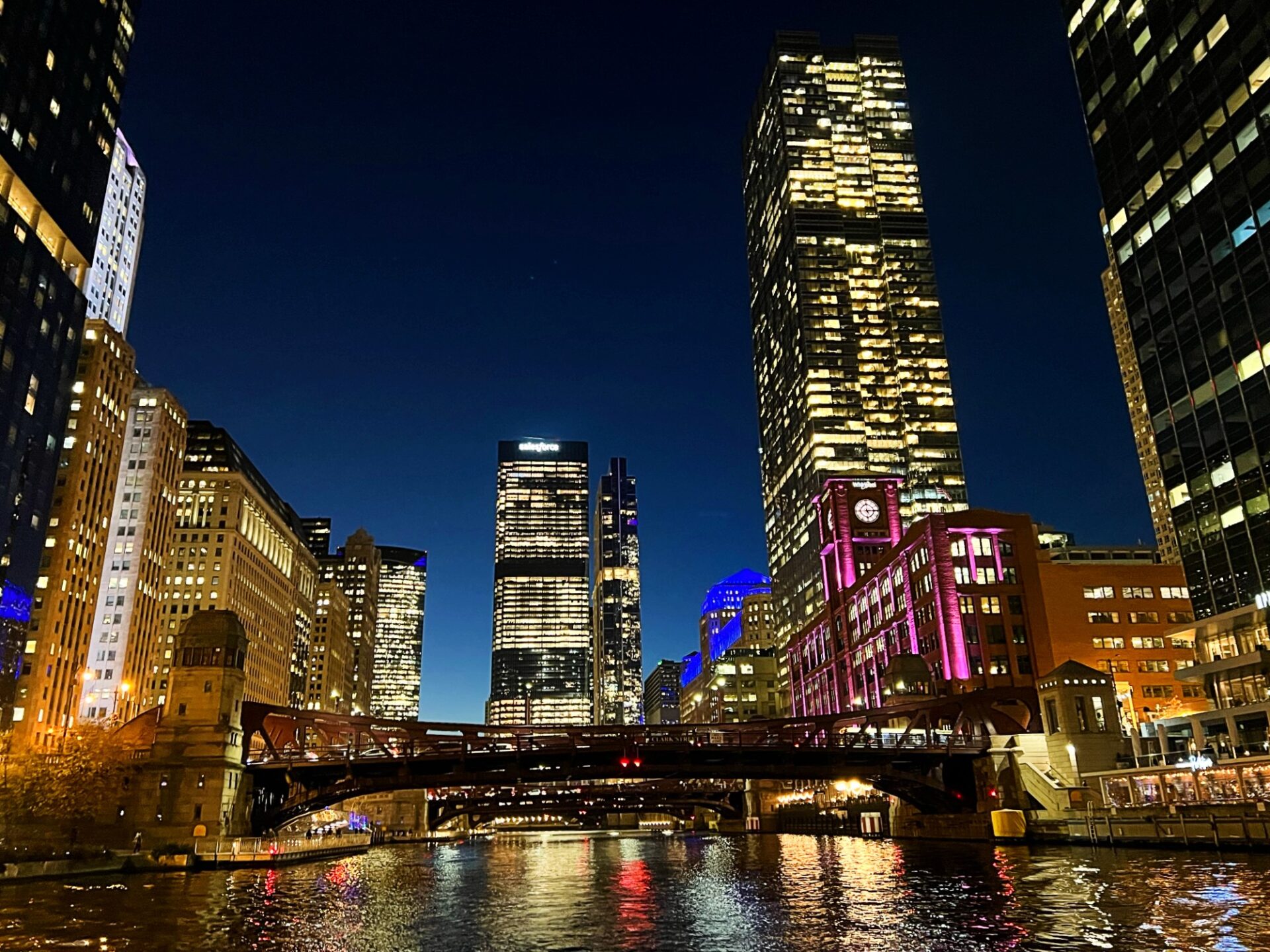 8 Things to Do in Chicago: How to Spend an Awesome Weekend in the Windy City