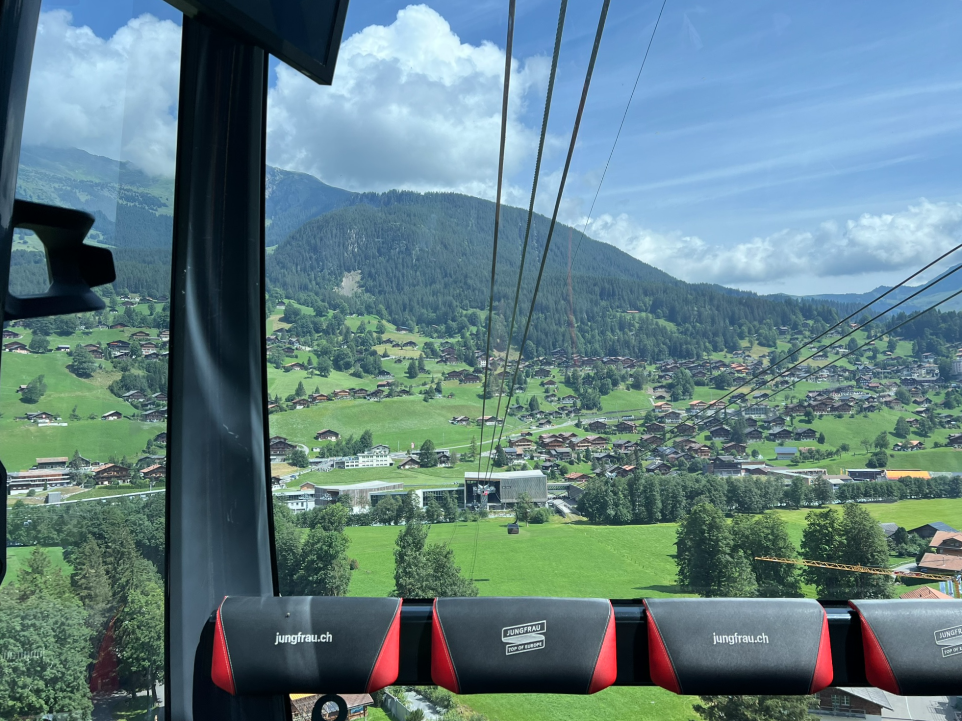 Hiking the Eiger Trail in Grindelwald