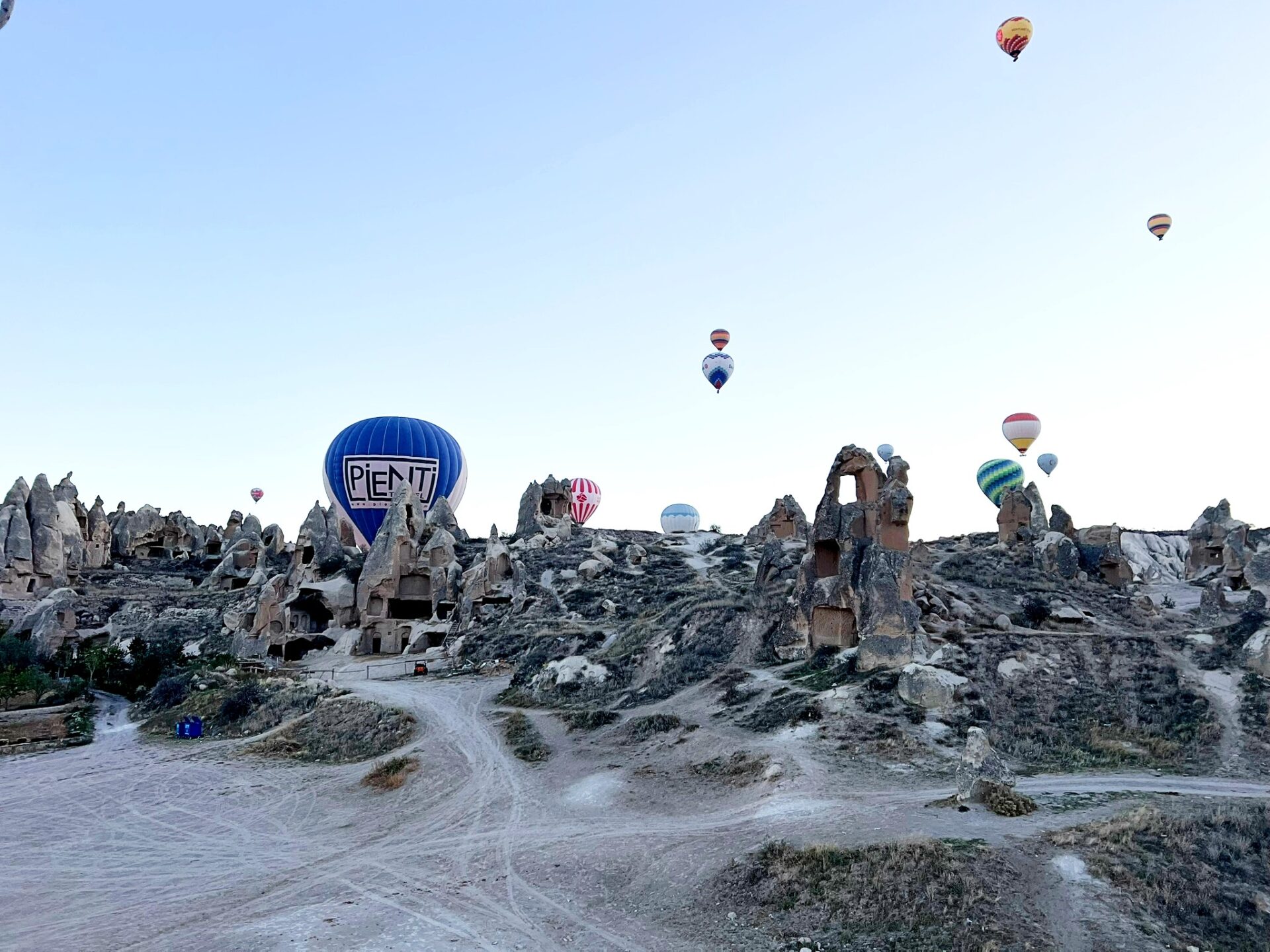 hot balloons cappadocia turkiye