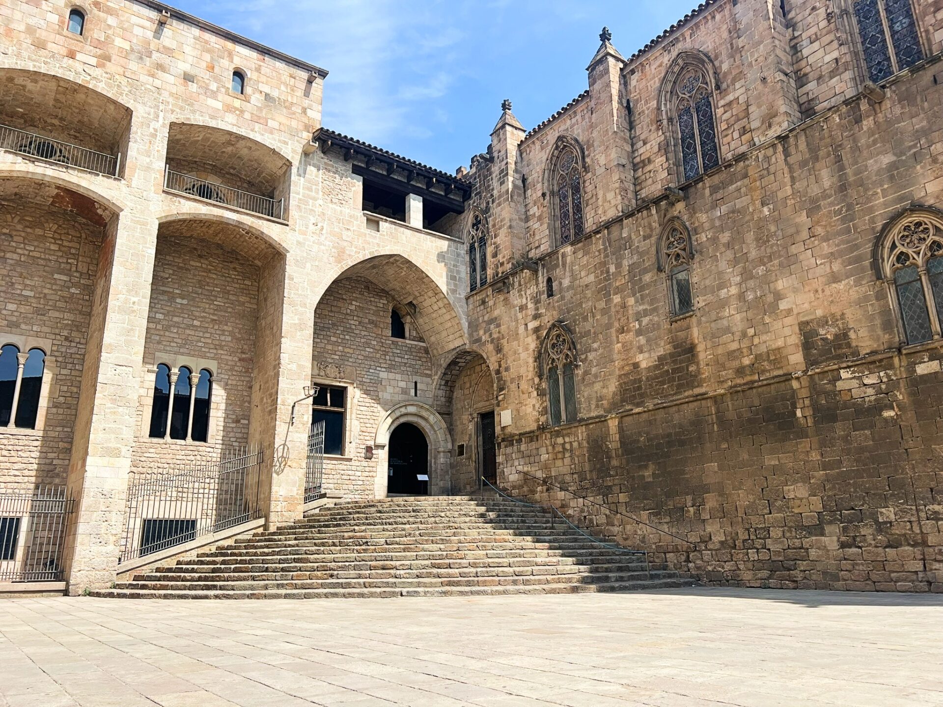 famous plaza and castle in Barcelona