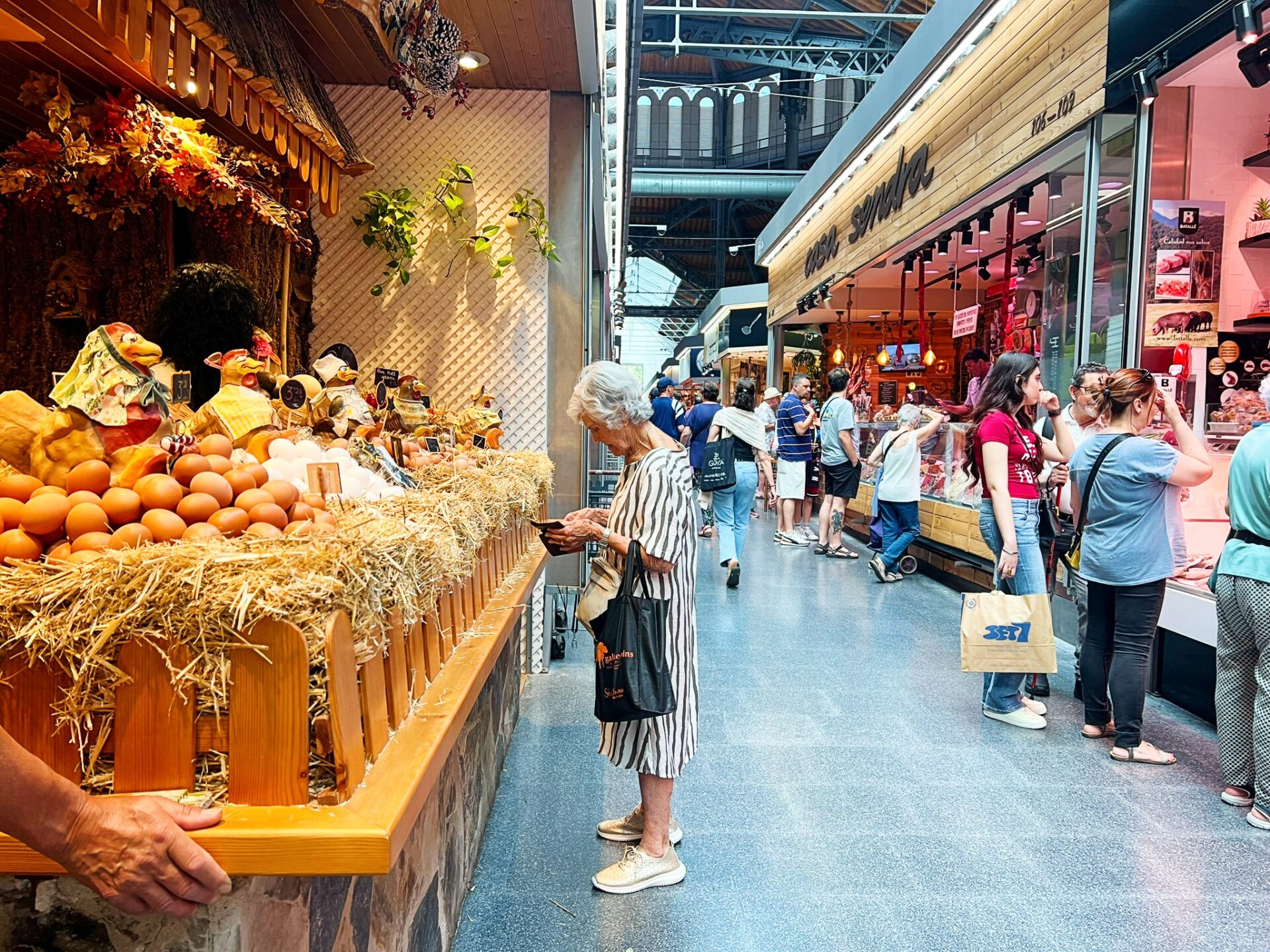 market for locals Barcelona