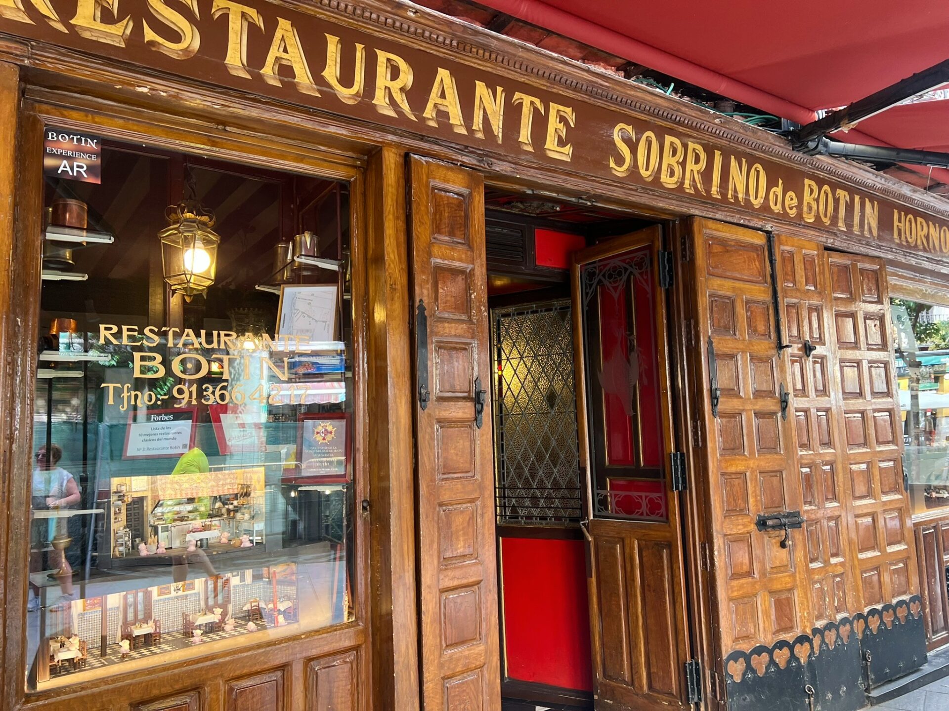 insiders tour at botin in madrid spain