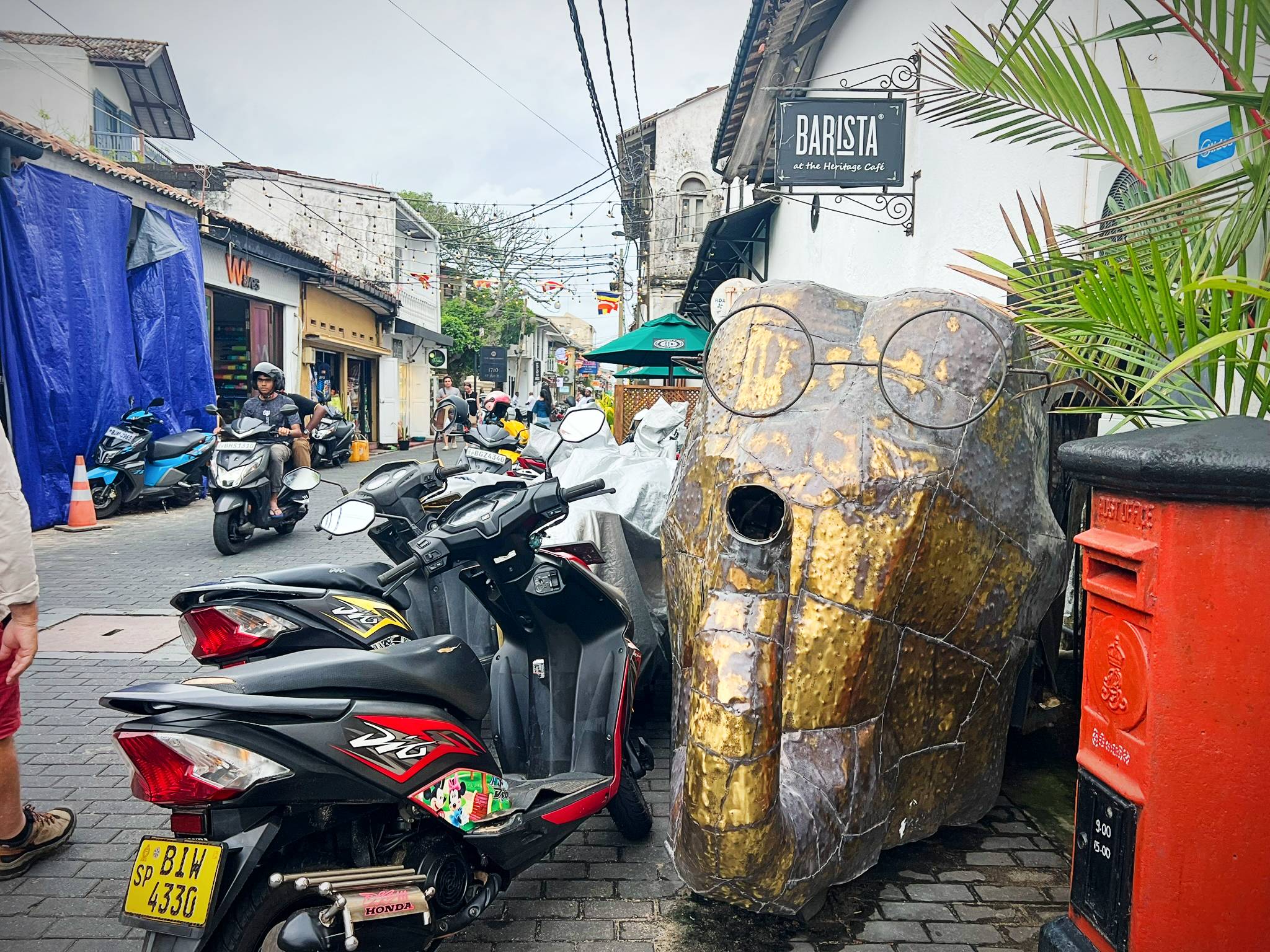 visiting Galle Sri Lanka