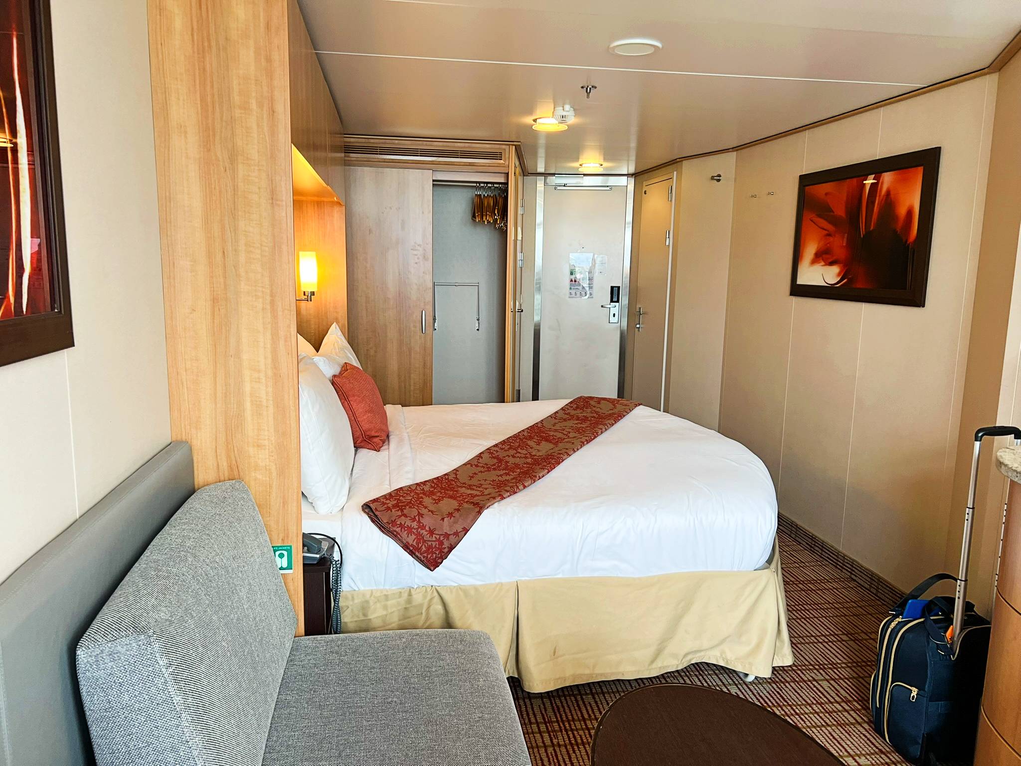 Celebrity Reflections Cruise ship review