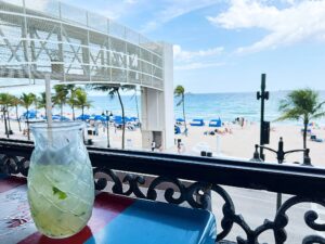 where to eat and drink in Fort Lauderdale FL