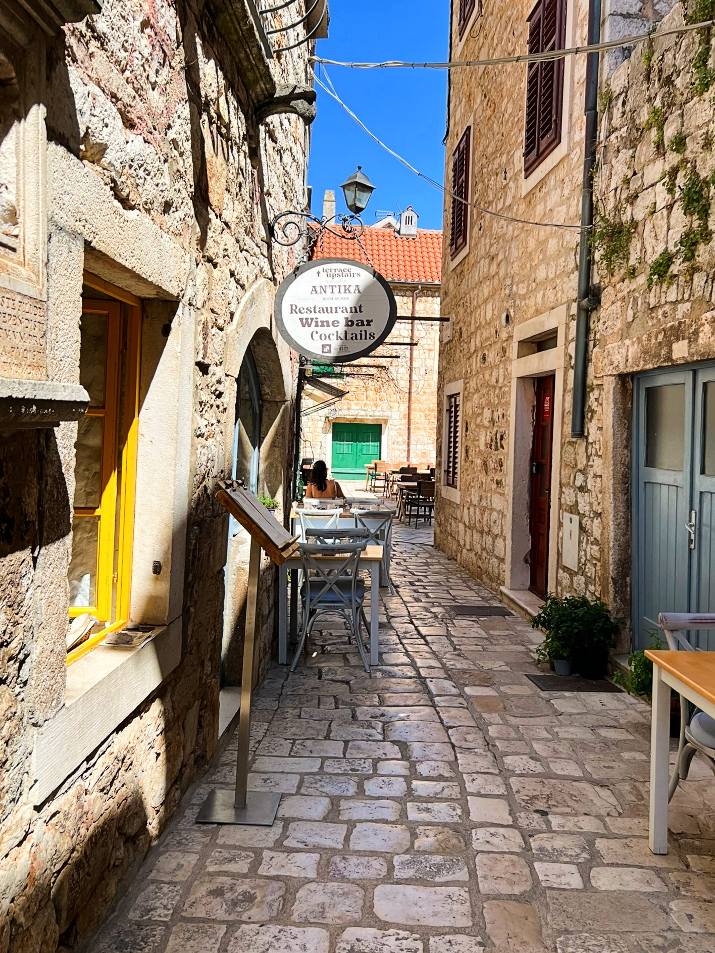 where to eat Stari Grad