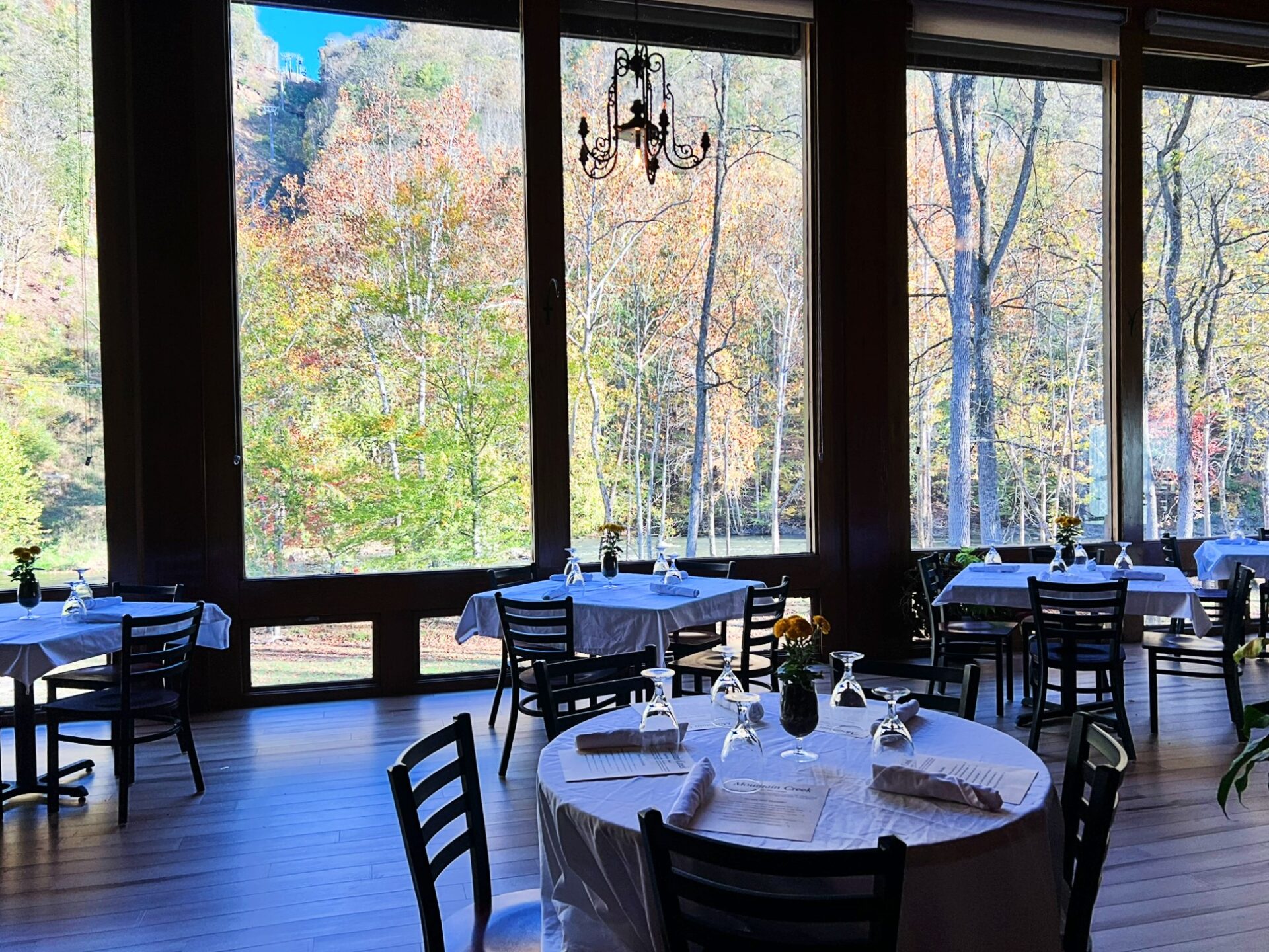 Where to eat Pipestem Resort West Virginia